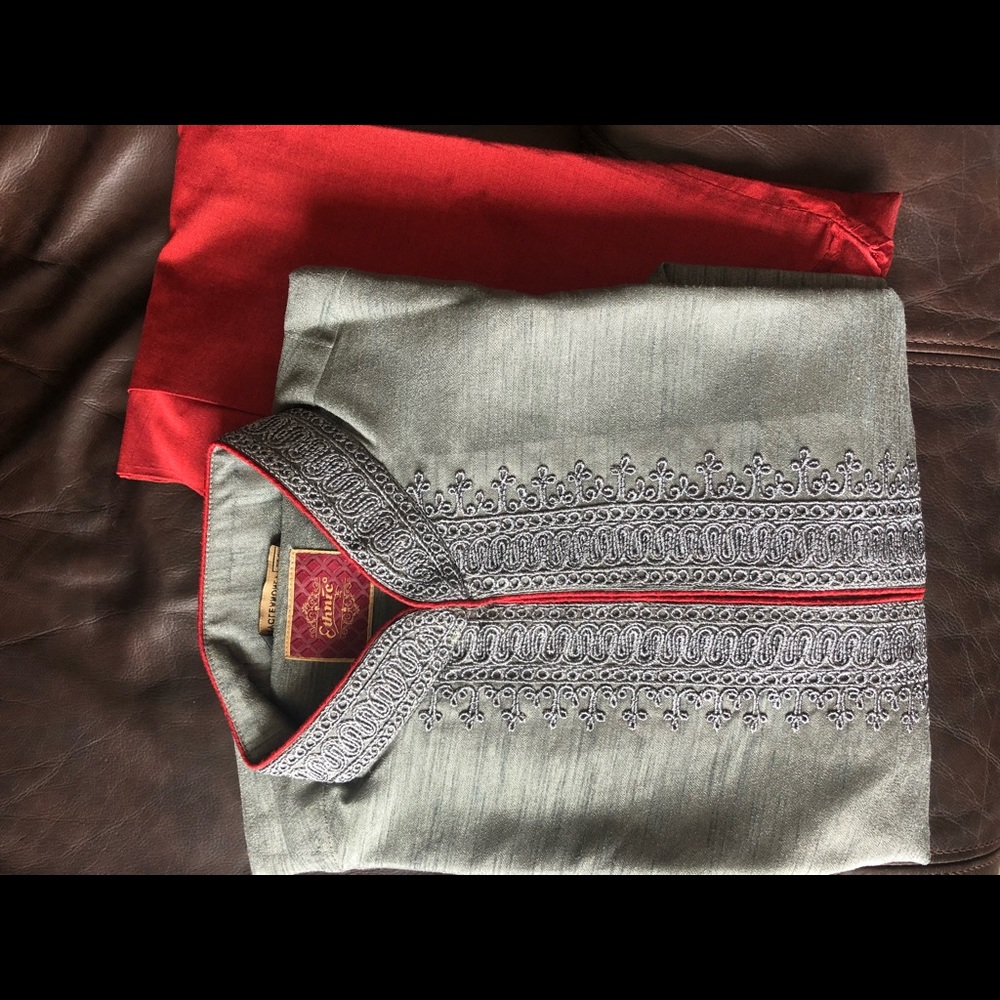 Brandnew Men’s Indian Traditional/Bollywood Kurta